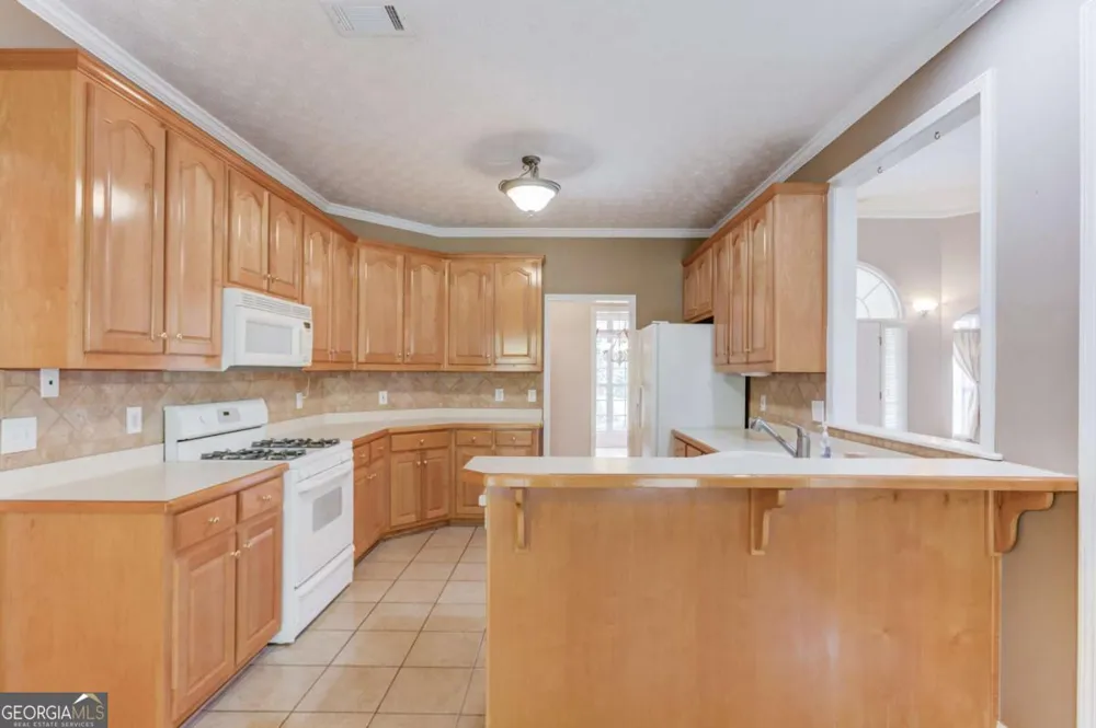 42 Dumar LN Hoschton, GA 30548
