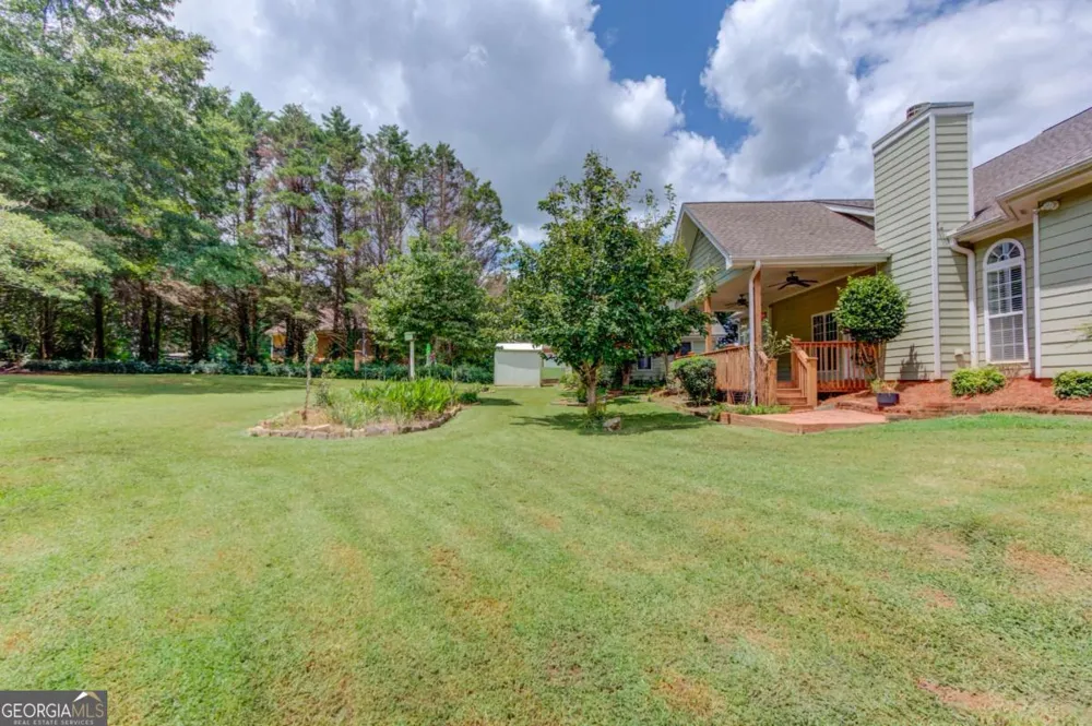 42 Dumar LN Hoschton, GA 30548