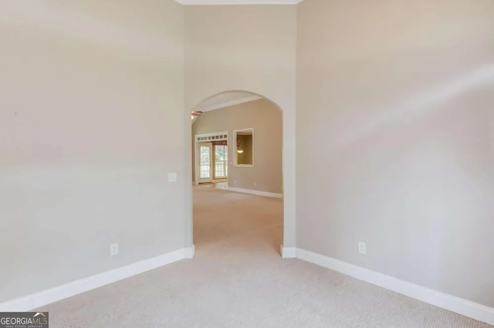 42 Dumar LN Hoschton, GA 30548