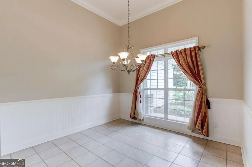 42 Dumar LN Hoschton, GA 30548