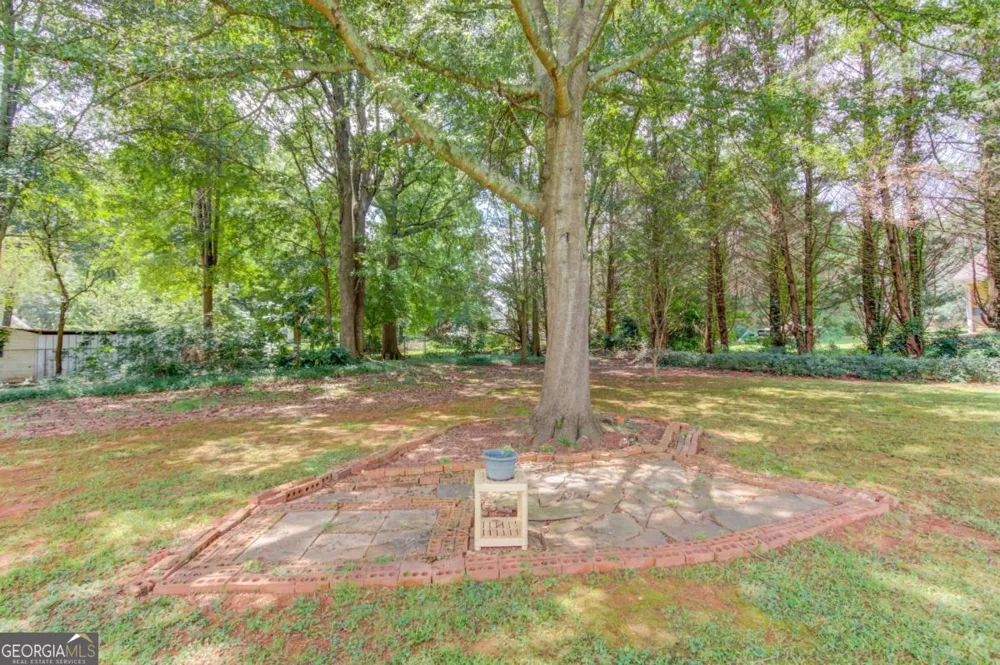 42 Dumar LN Hoschton, GA 30548