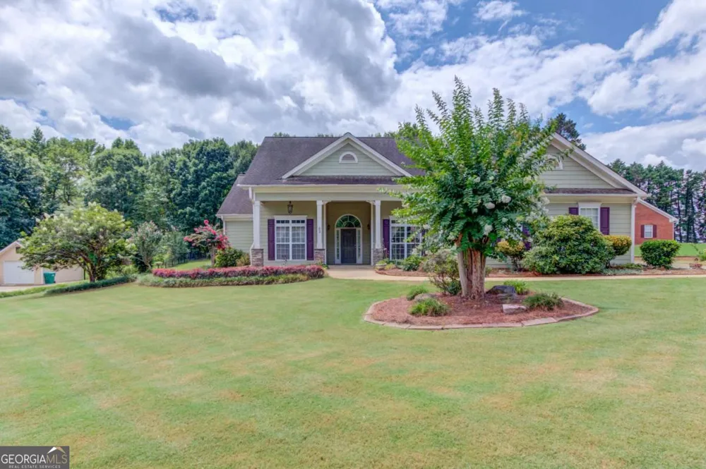 42 Dumar LN Hoschton, GA 30548