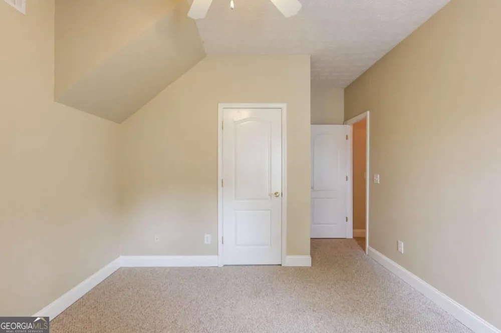 42 Dumar LN Hoschton, GA 30548