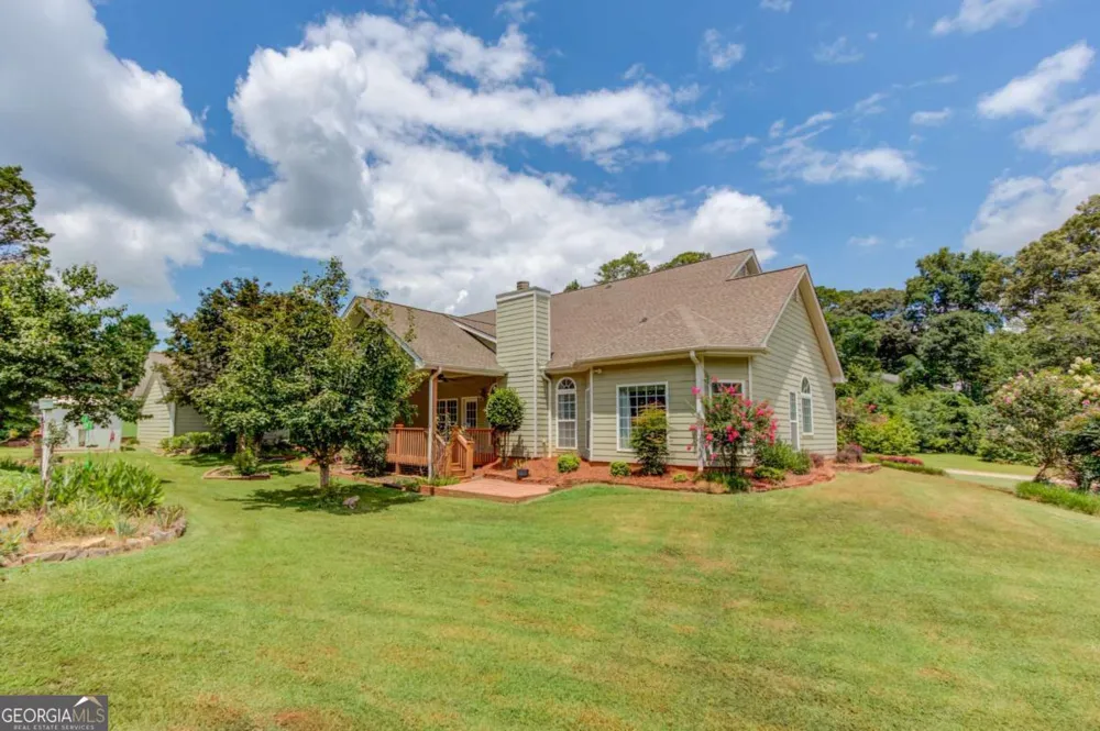 42 Dumar LN Hoschton, GA 30548