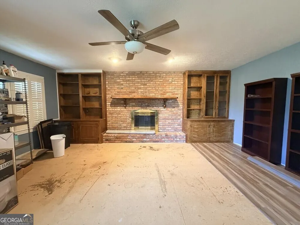 301 Sharon DR Americus, GA 31709