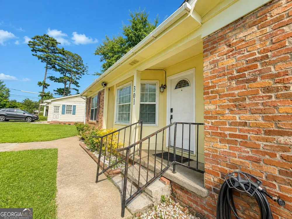 301 Sharon DR Americus, GA 31709