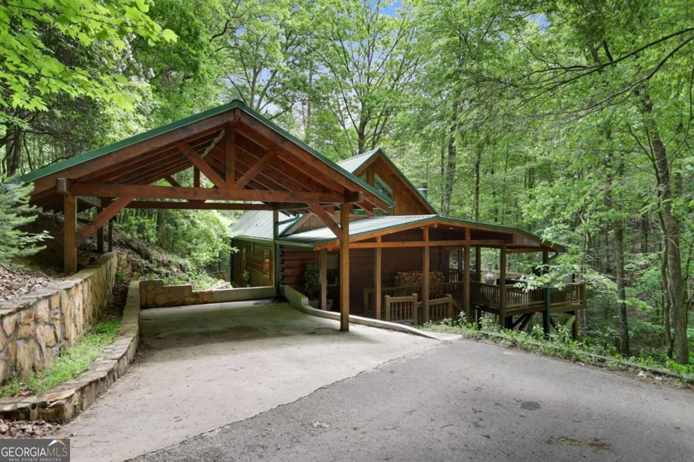 189 Cherry Lake DR Blue Ridge, GA 30513