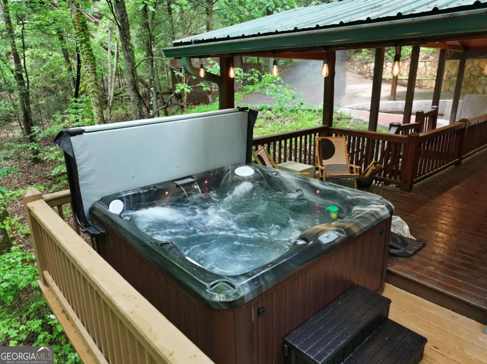 189 Cherry Lake DR Blue Ridge, GA 30513