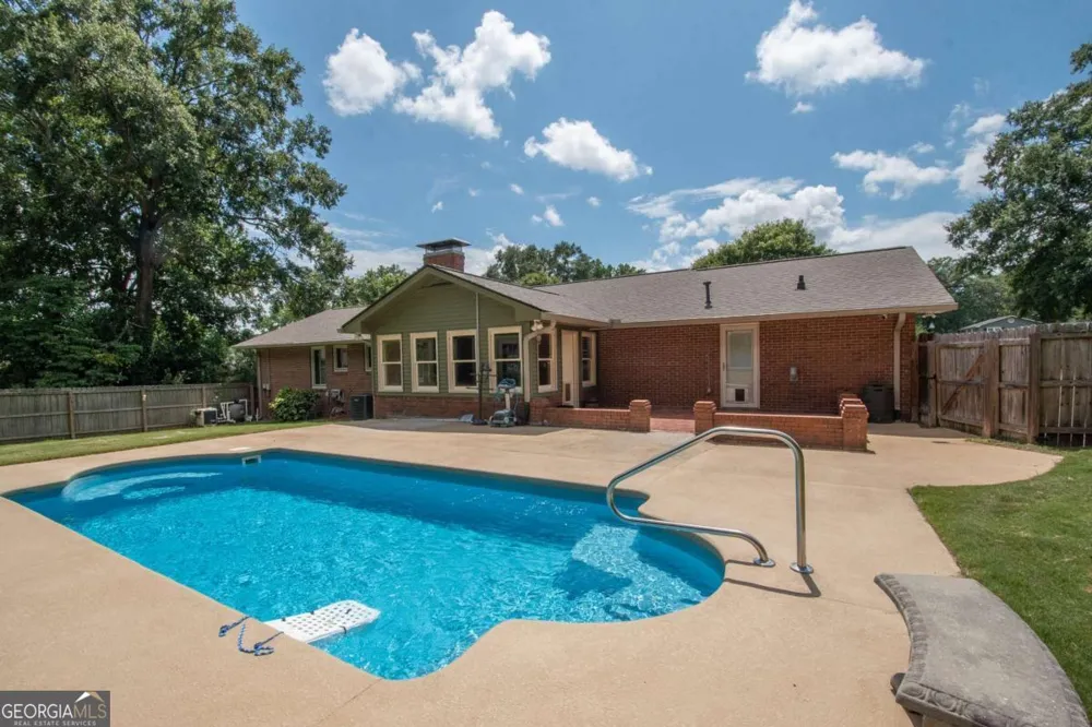 650 Azalea DR LaGrange, GA 30240