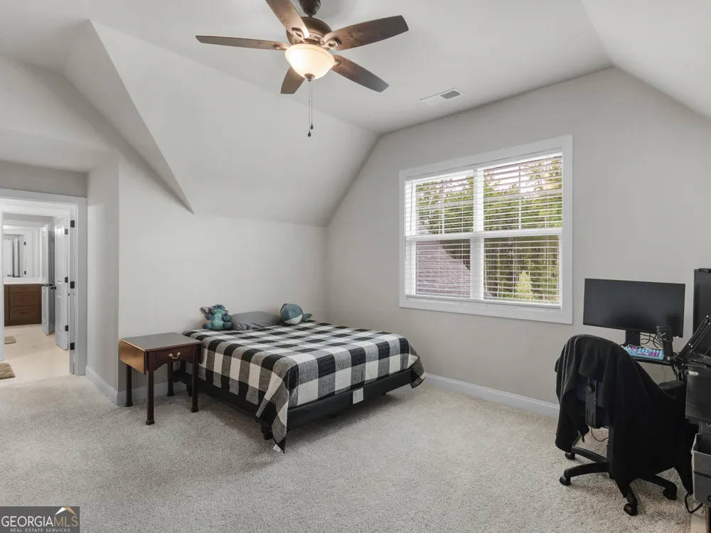 5 Tea House LN Newnan, GA 30263