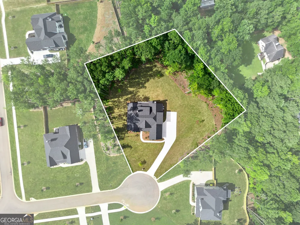 5 Tea House LN Newnan, GA 30263
