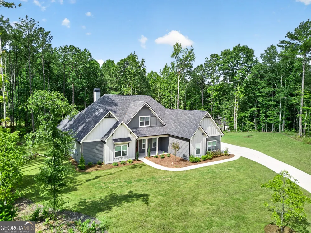 5 Tea House LN Newnan, GA 30263