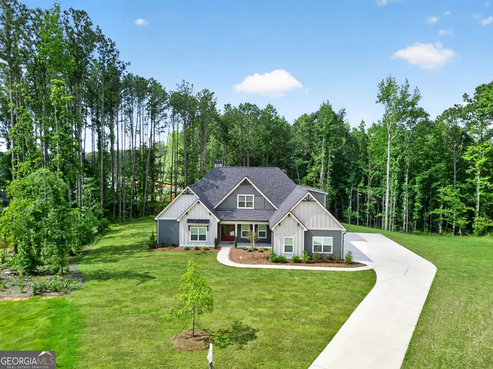 5 Tea House LN Newnan, GA 30263