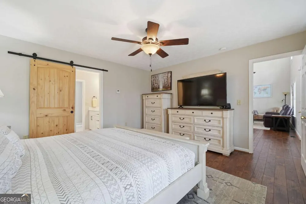 134 Nicholson LN Talking Rock, GA 30175