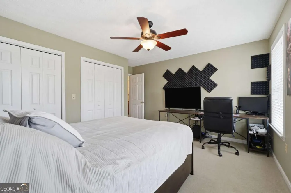 134 Nicholson LN Talking Rock, GA 30175
