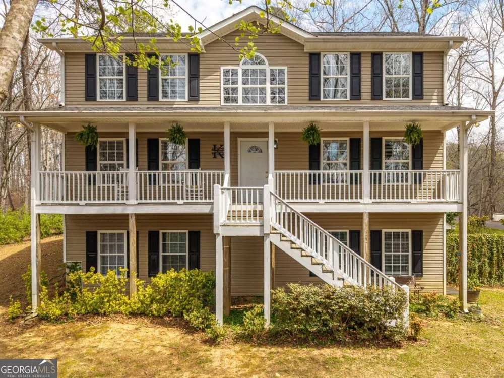 134 Nicholson LN Talking Rock, GA 30175