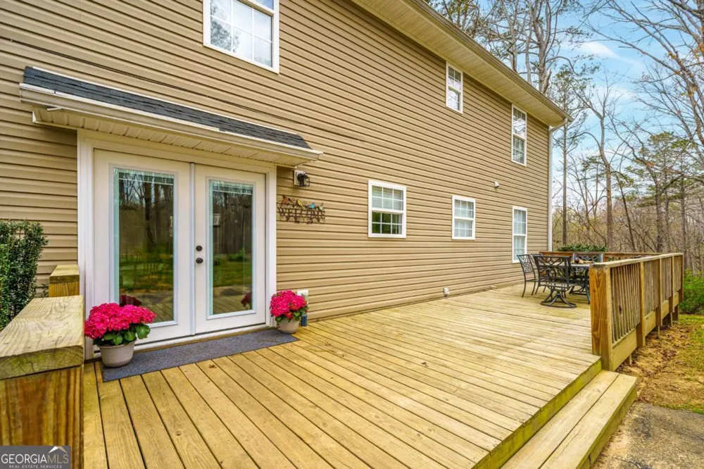134 Nicholson LN Talking Rock, GA 30175