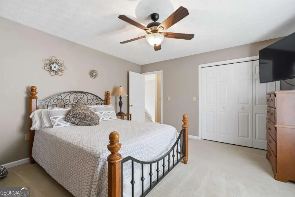 134 Nicholson LN Talking Rock, GA 30175