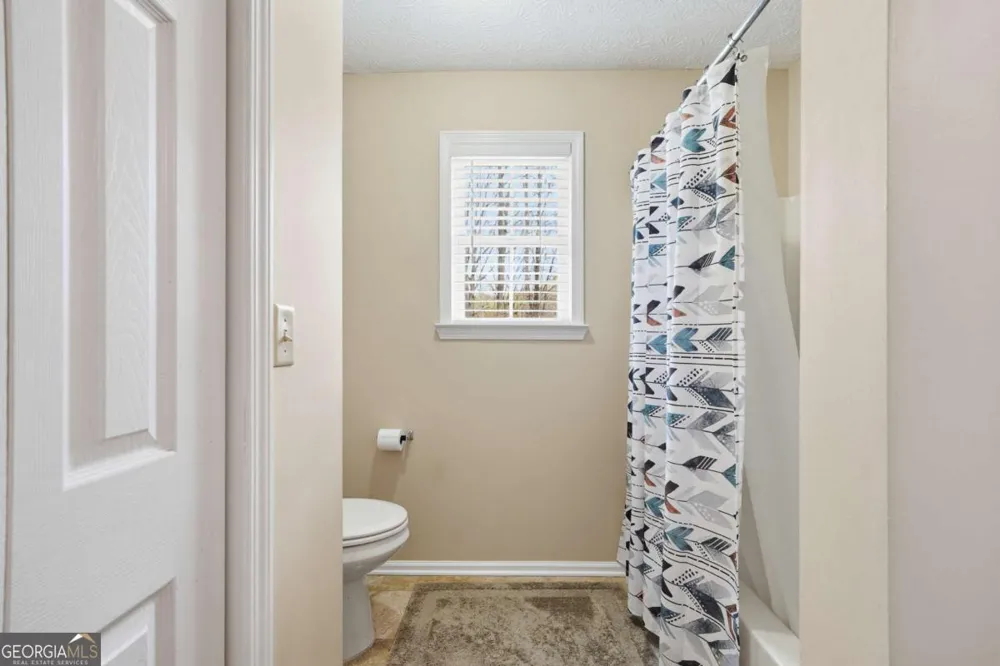 134 Nicholson LN Talking Rock, GA 30175
