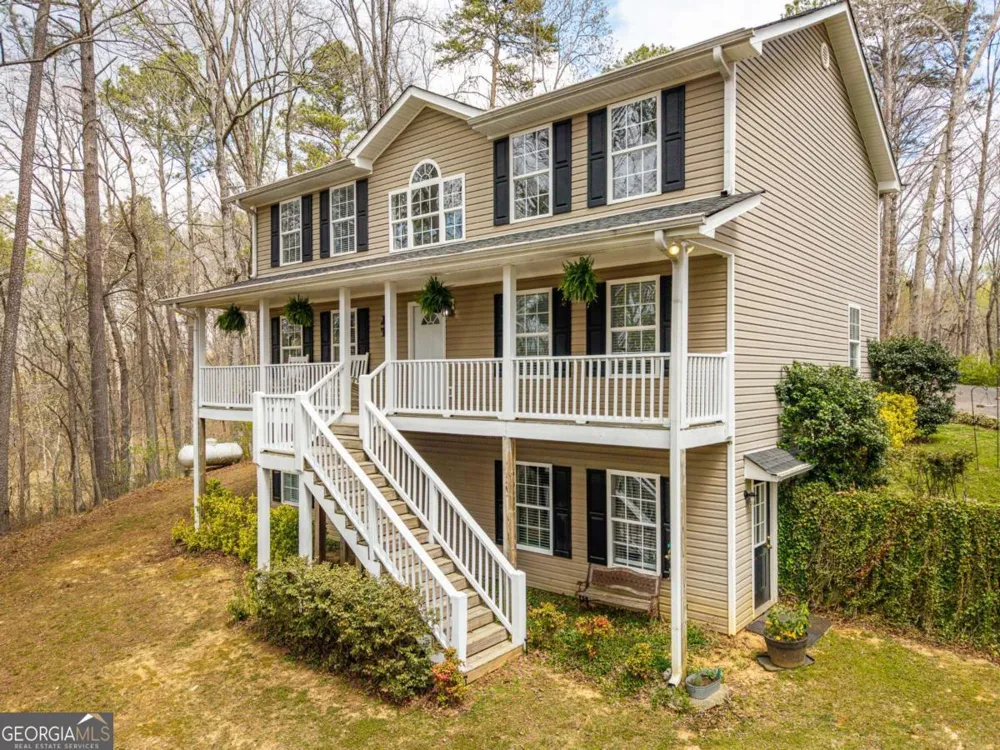 134 Nicholson LN Talking Rock, GA 30175