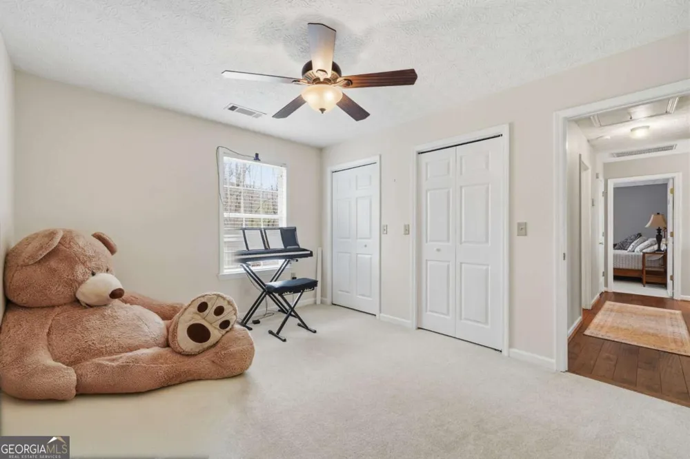 134 Nicholson LN Talking Rock, GA 30175