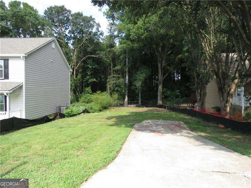 429 Orchard DR Stone Mountain, GA 30083