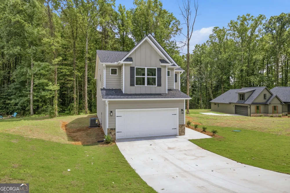 318 Stonington DR Mount Airy, GA 30563