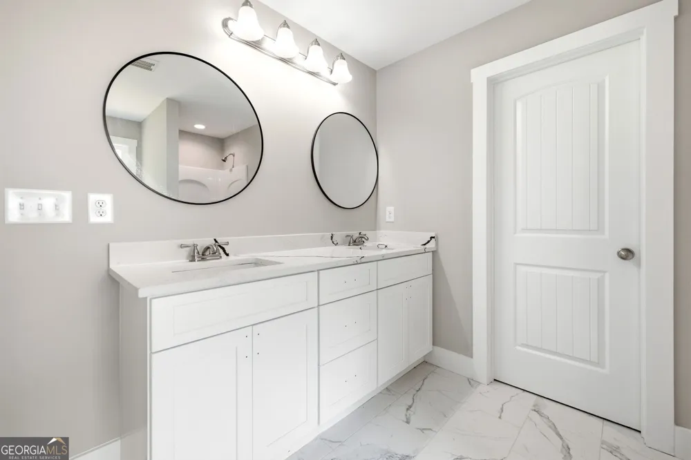 318 Stonington DR Mount Airy, GA 30563