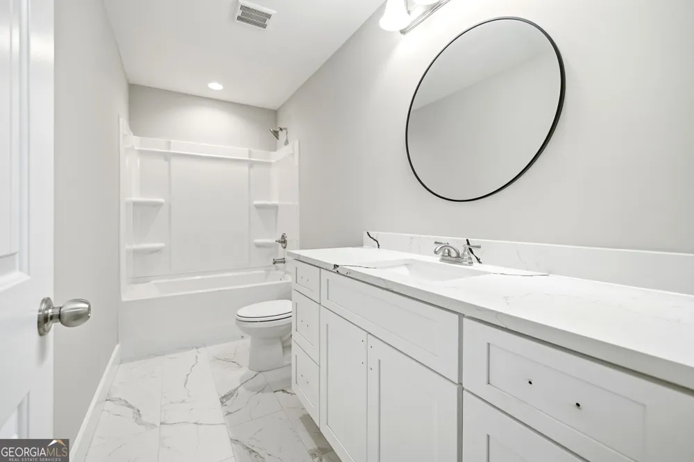 318 Stonington DR Mount Airy, GA 30563