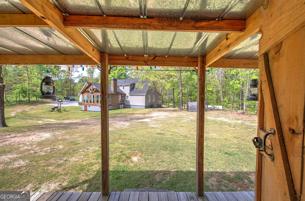 452 Terry White RD Aragon, GA 30104