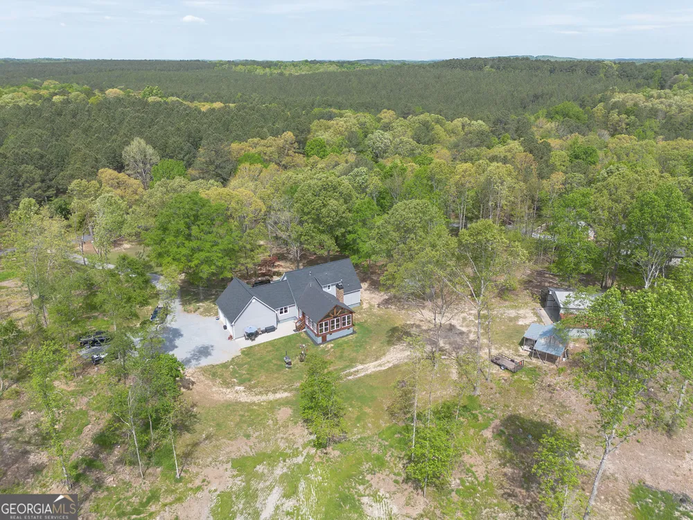 452 Terry White RD Aragon, GA 30104