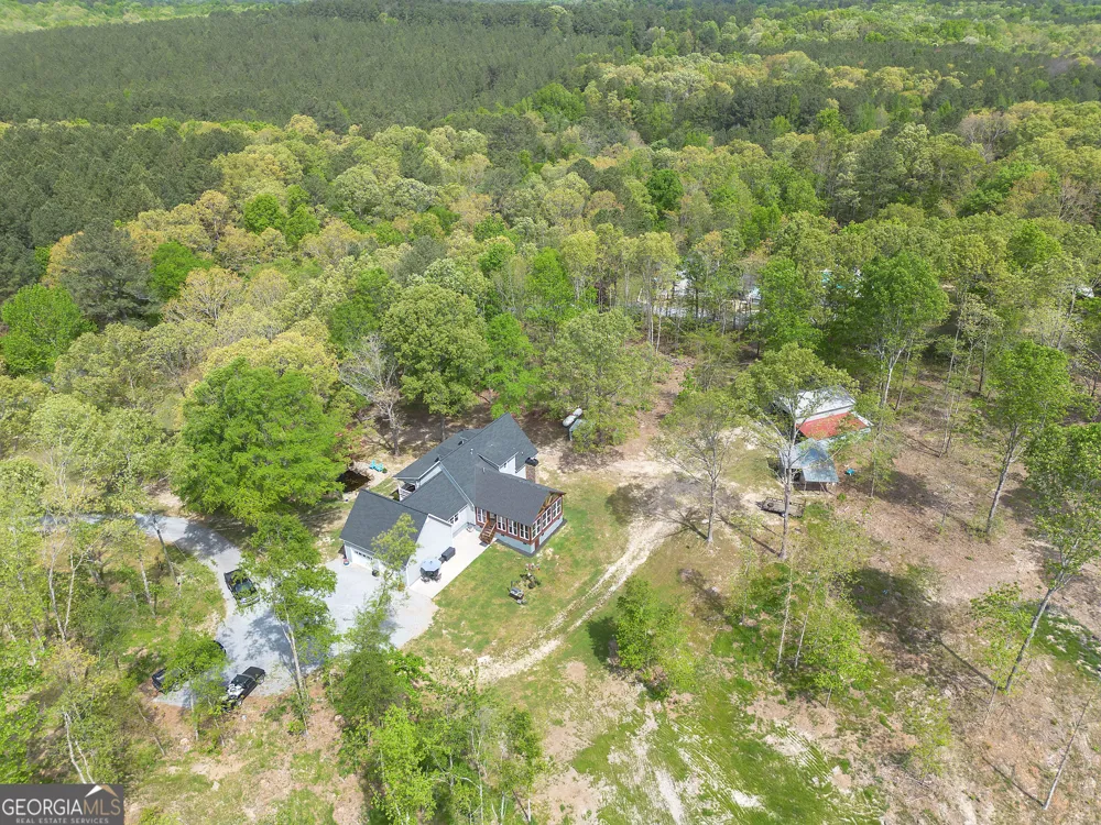 452 Terry White RD Aragon, GA 30104
