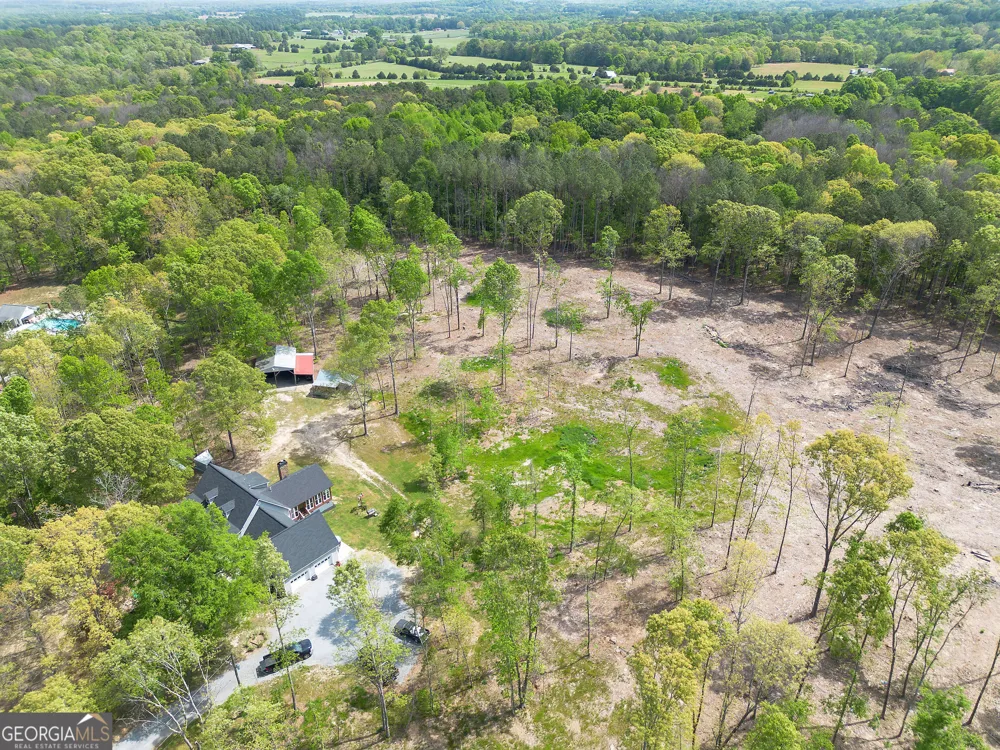 452 Terry White RD Aragon, GA 30104
