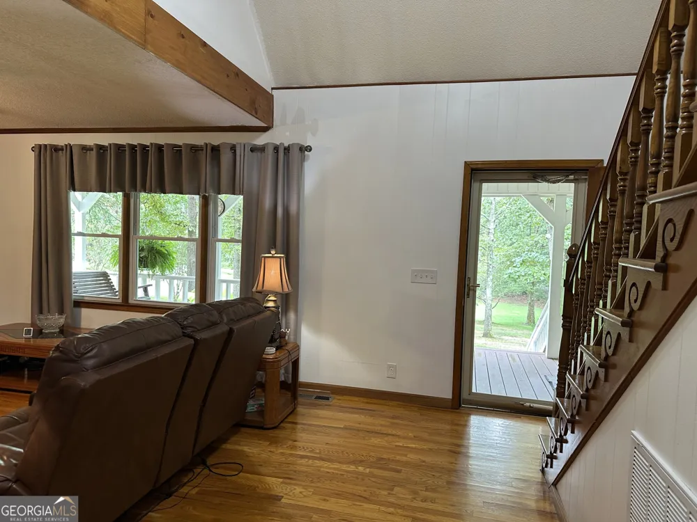 452 Terry White RD Aragon, GA 30104