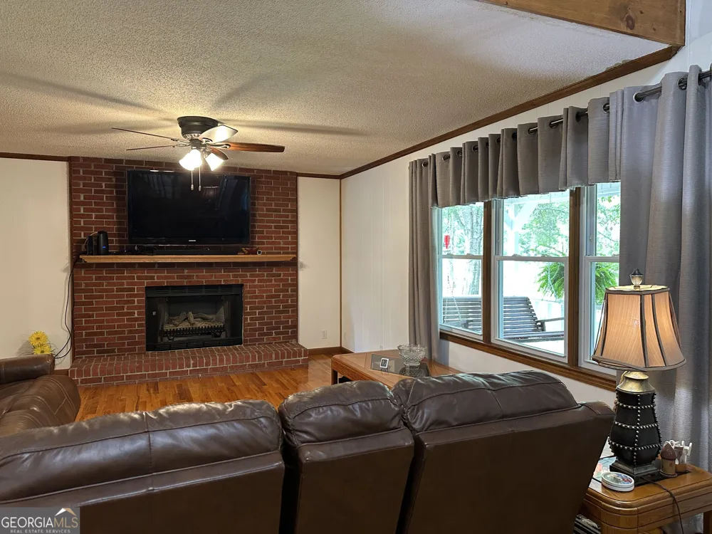 452 Terry White RD Aragon, GA 30104