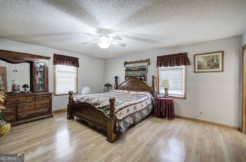 452 Terry White RD Aragon, GA 30104