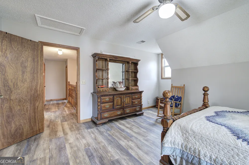 452 Terry White RD Aragon, GA 30104