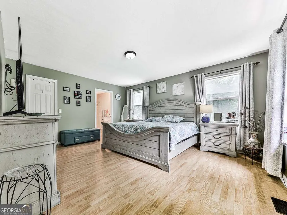 314 Spring CRK Blairsville, GA 30512