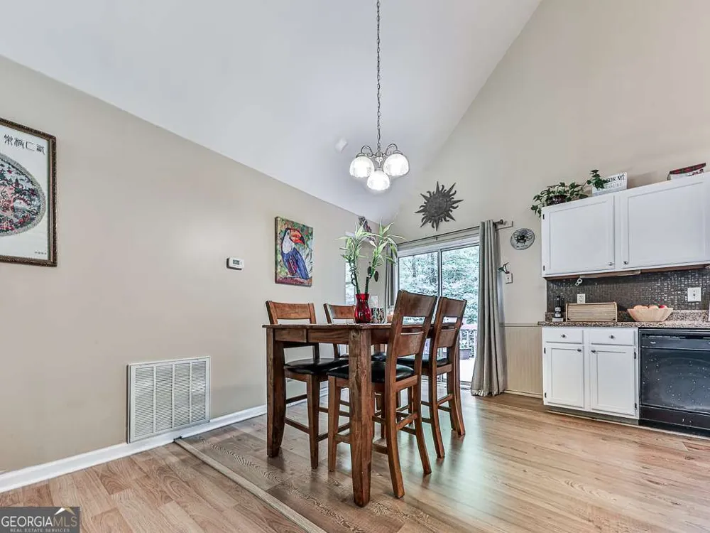 314 Spring CRK Blairsville, GA 30512