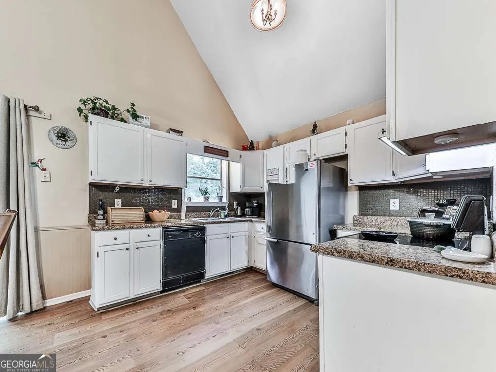 314 Spring CRK Blairsville, GA 30512