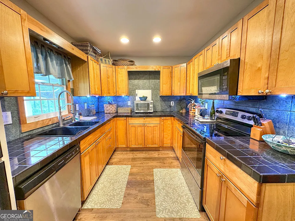 1363 Old Chipley RD Pine Mountain, GA 31822