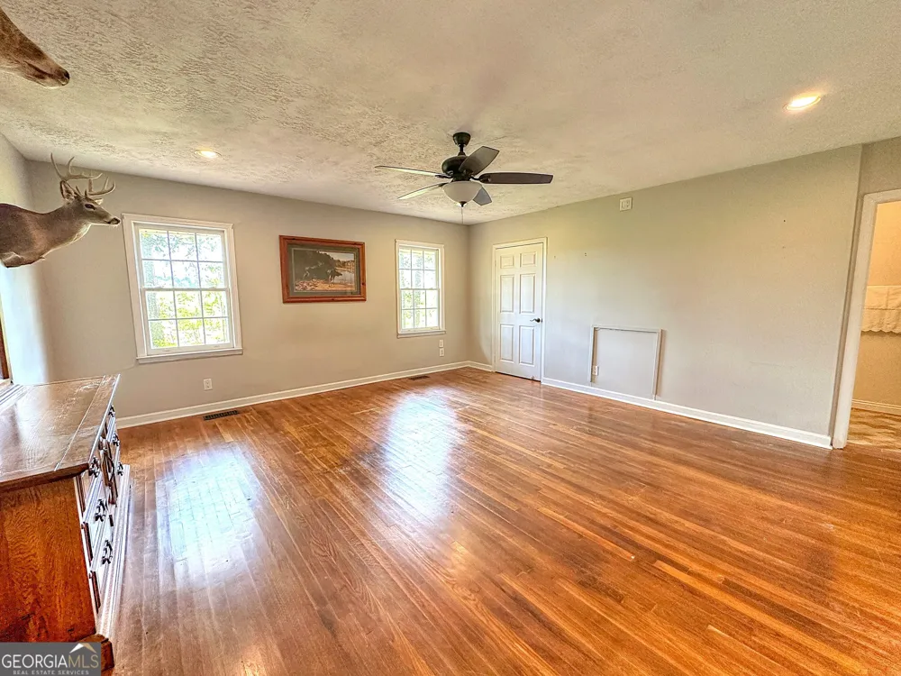 1363 Old Chipley RD Pine Mountain, GA 31822