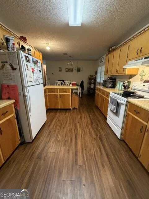 44 Hilltop DR Lumber City, GA 31549