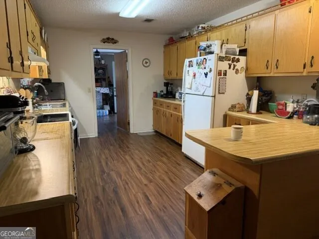 44 Hilltop DR Lumber City, GA 31549