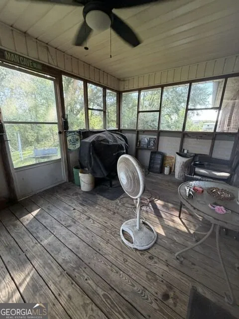 44 Hilltop DR Lumber City, GA 31549