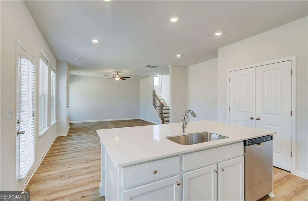 652 Leafy Branch WAY McDonough, GA 30253