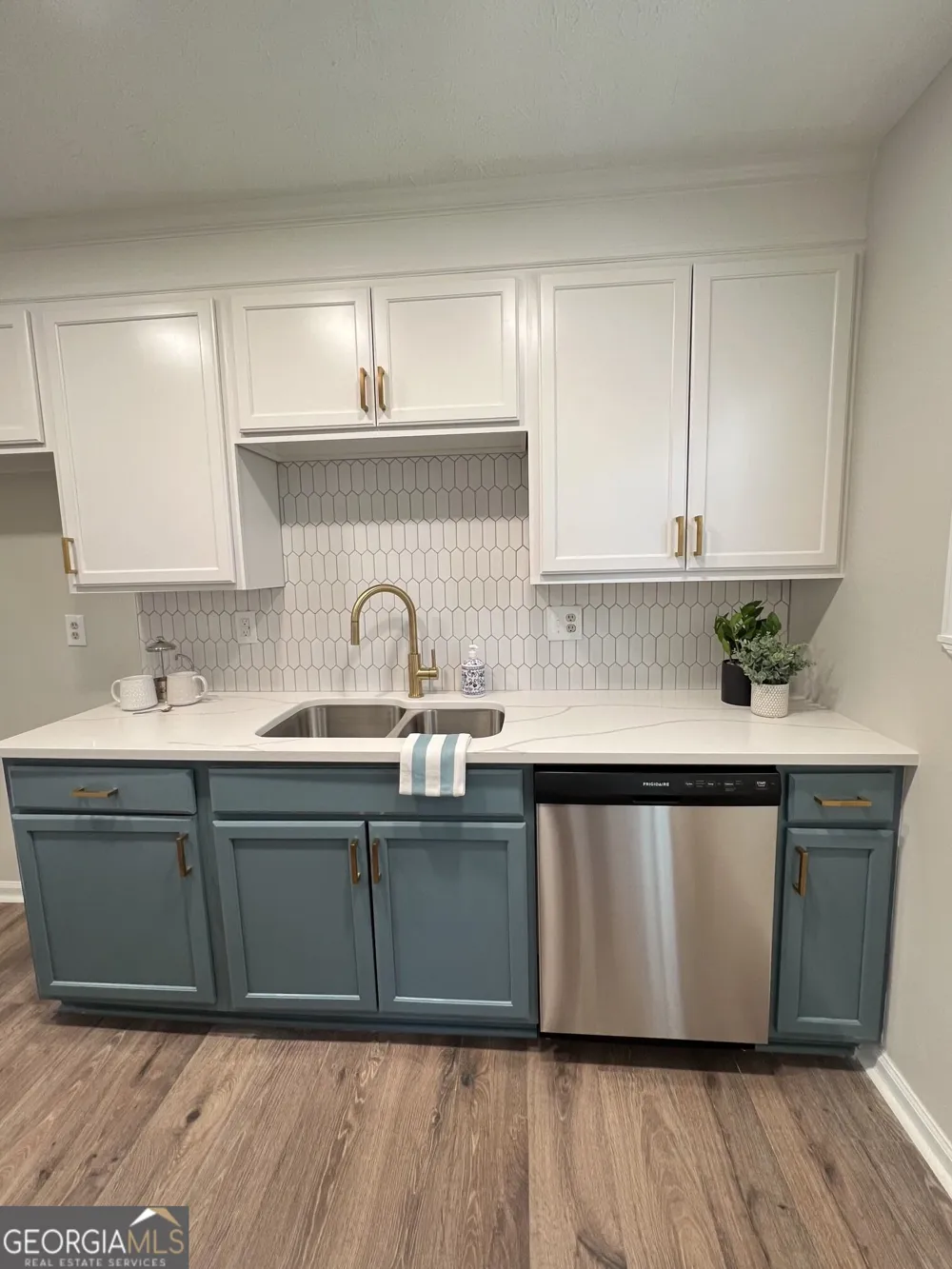 851 Shore DR Lithonia, GA 30058