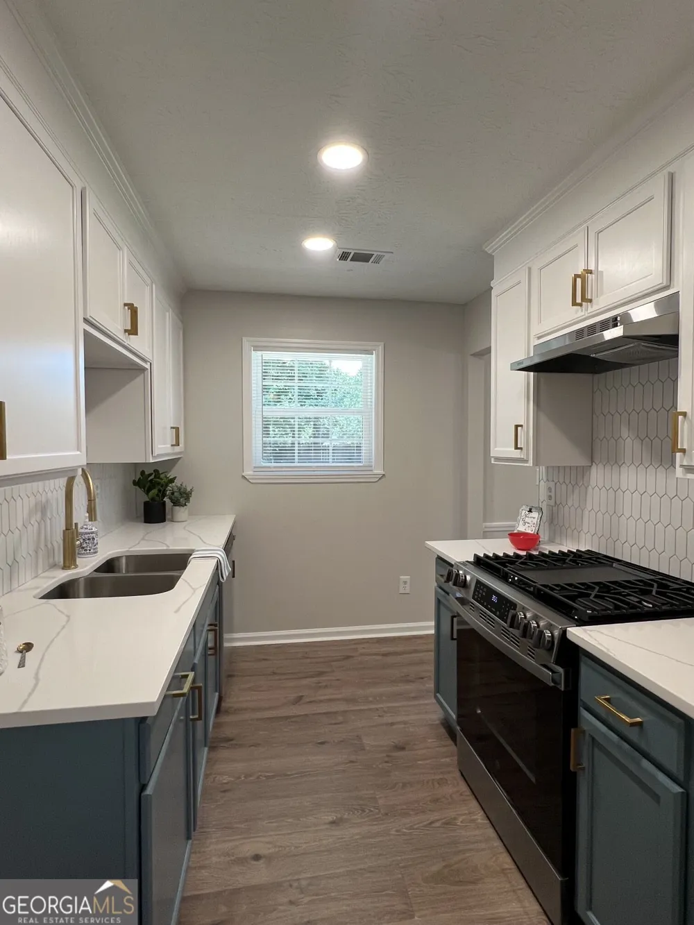 851 Shore DR Lithonia, GA 30058