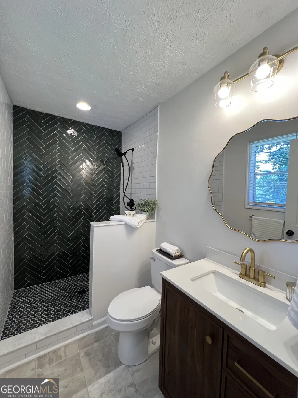 851 Shore DR Lithonia, GA 30058