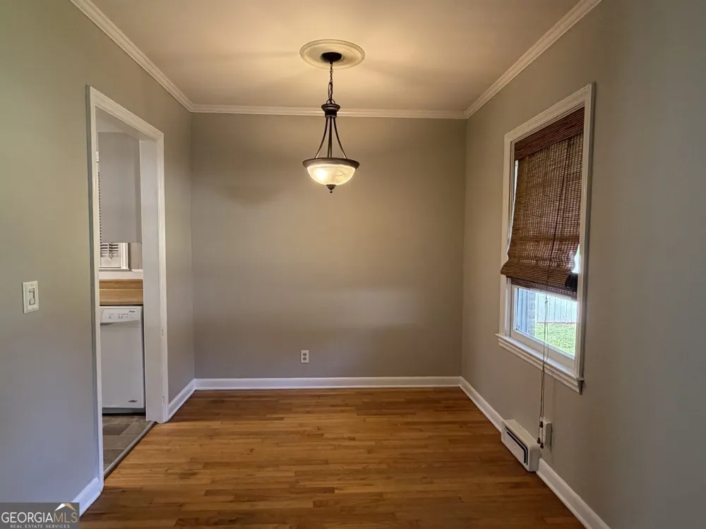 108 W Peter ST Cochran, GA 31014